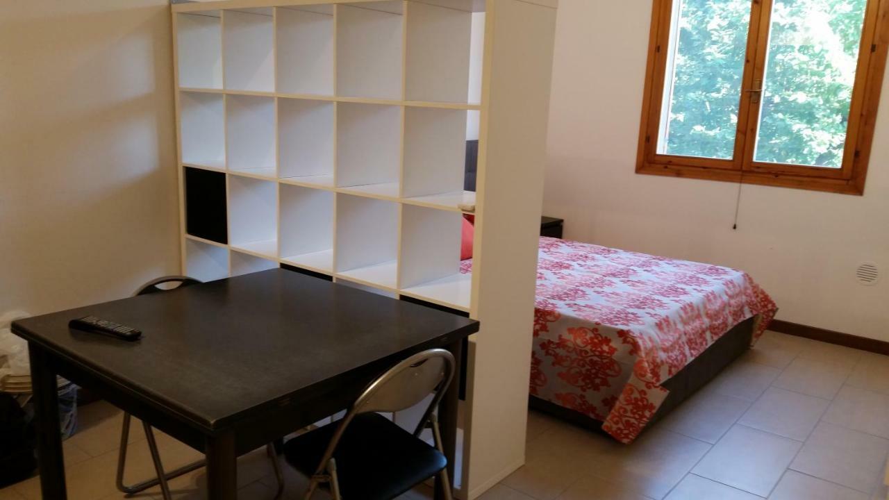 Bologna Studio Flat 111 Via Francesco Zanardi Villa Exteriör bild